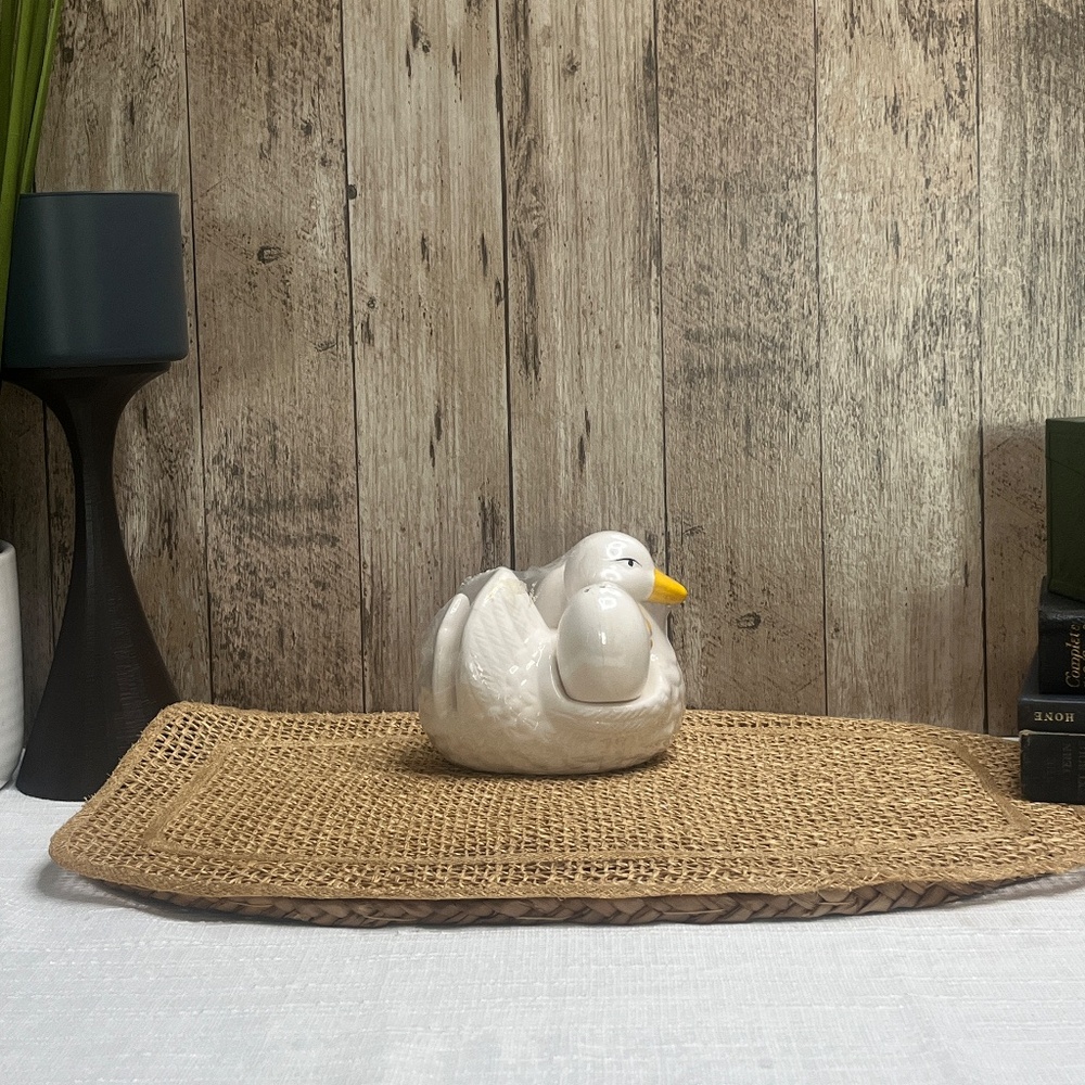 Vintage Goose Salt & Pepper Shakers w/ Holder | Ceramic Farmhouse Kitchen Decor - Picture 4 of 9